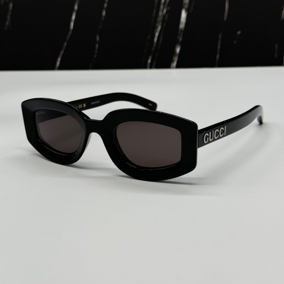 NEW GUCCI GG1719S 001 BLACK GREY WOMEN GUCCI SUNGLASSES - Picture 2 of 10